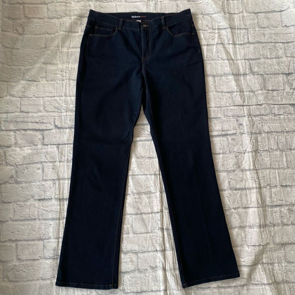 Style & Co women 14 cotton blend tummy control modern boot cut blue jeans